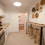 The Retreat - Heartwarming Fireplace 3-Room Apartment